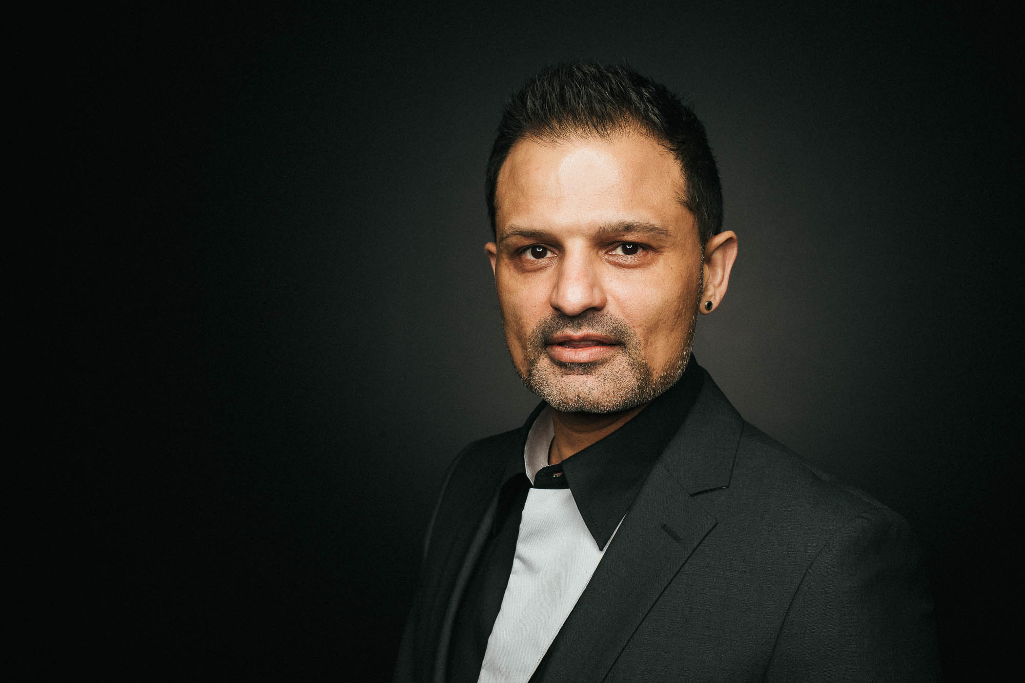 Export x3 Headshot  06091 Dez 01 2019 Headshots 2019  Miro Nicole Nadine 3